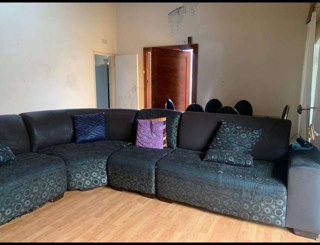 3 BEDROOM TOWNHOUSE FOR SALE IN VANDERBIJLPARK CW 3